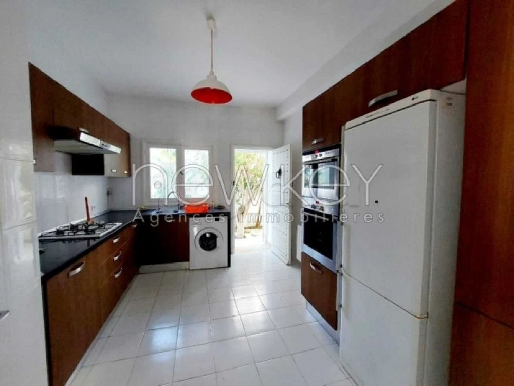 S+3 au rez-de-chaussée meublé à la Marsa, صورة 5