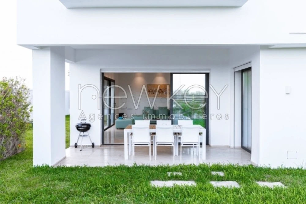 Magnifique villa à Gammarth avec piscine et une vue dégagée, photo 3