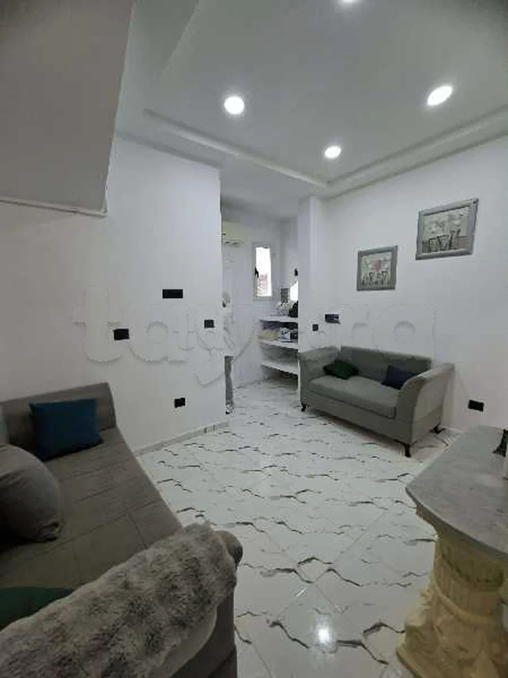À louer pour les vacances, par nuitée : Deux studios meublés idéalement situés à côté du Lycée Caillou, à La Marsa Plag, photo 2