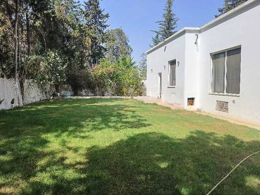 Villa moderne avec grand jardin à louer (Golf la Soukra), صورة 1