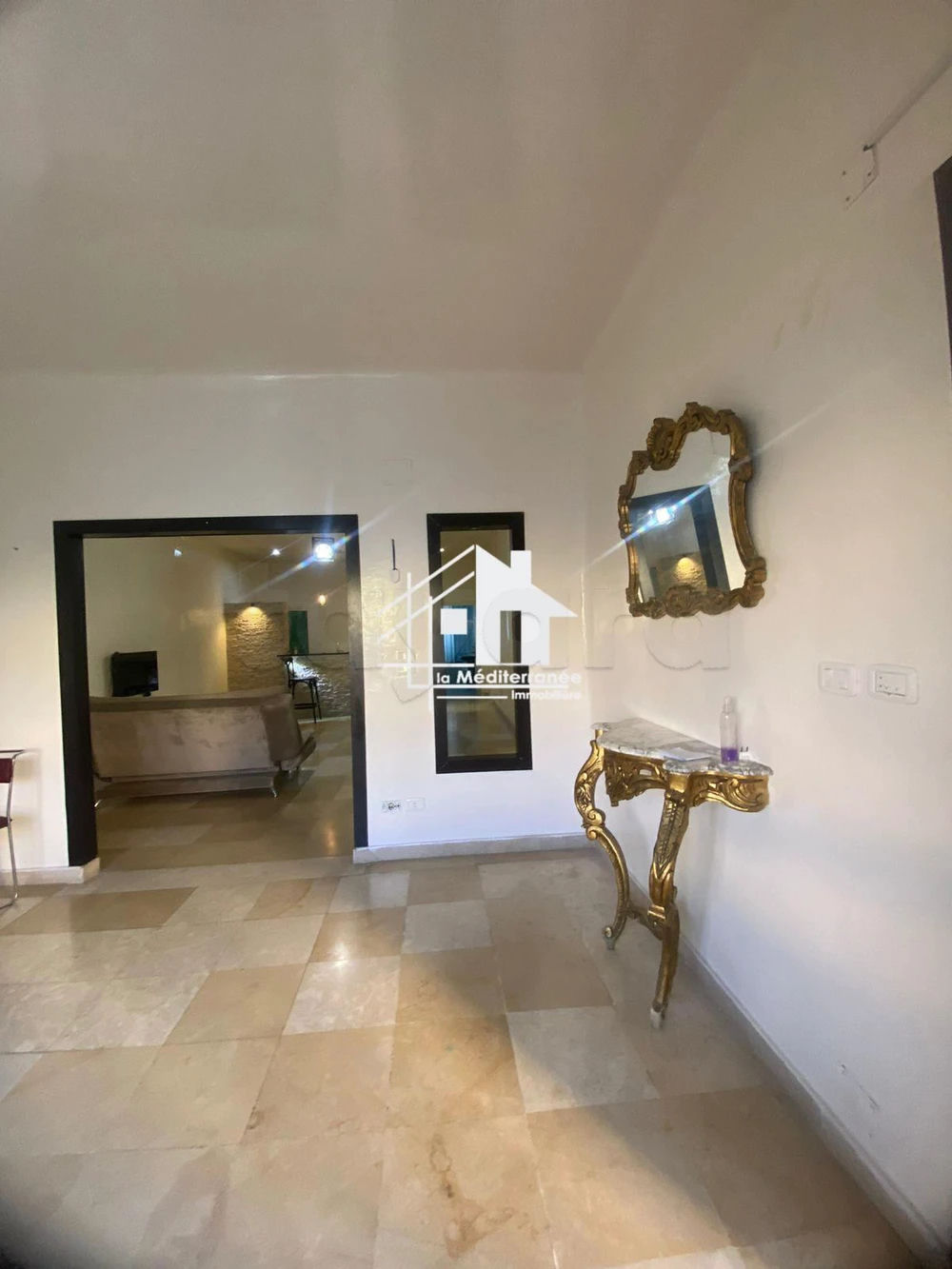A louer un étage de villa S+3 Meublé au bardo centre (pour courte durée), صورة 2