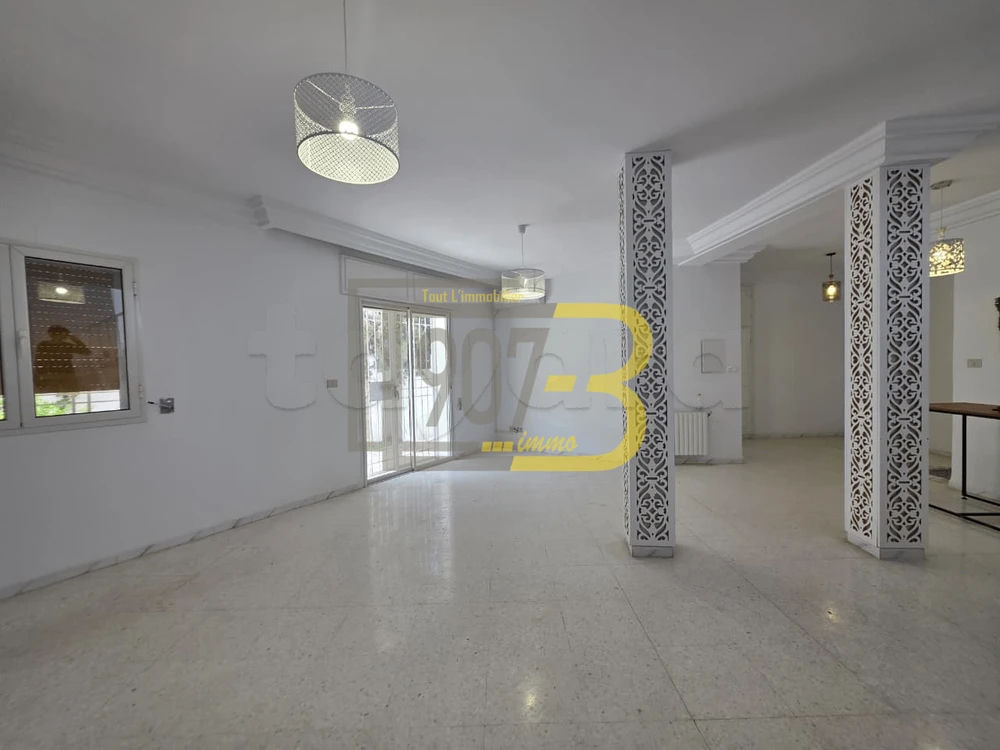 À louer – Étage de villa S+5 à usage bureautique, photo 3