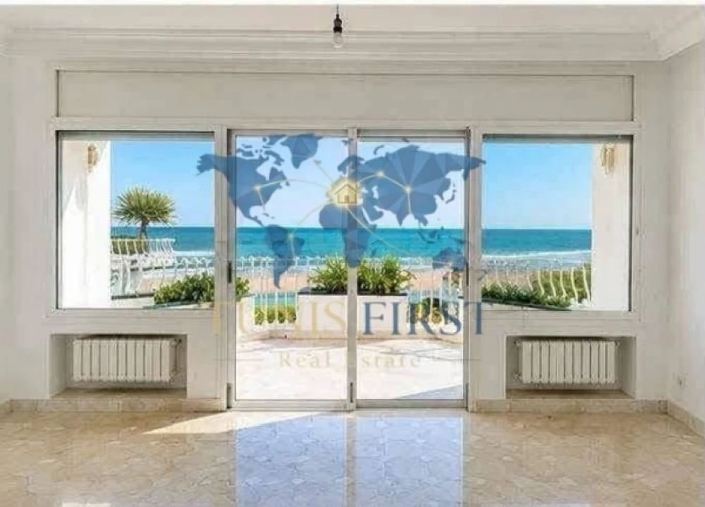 A louer Villa de charme pieds dans l’eau à La Marsa Cube, photo 4