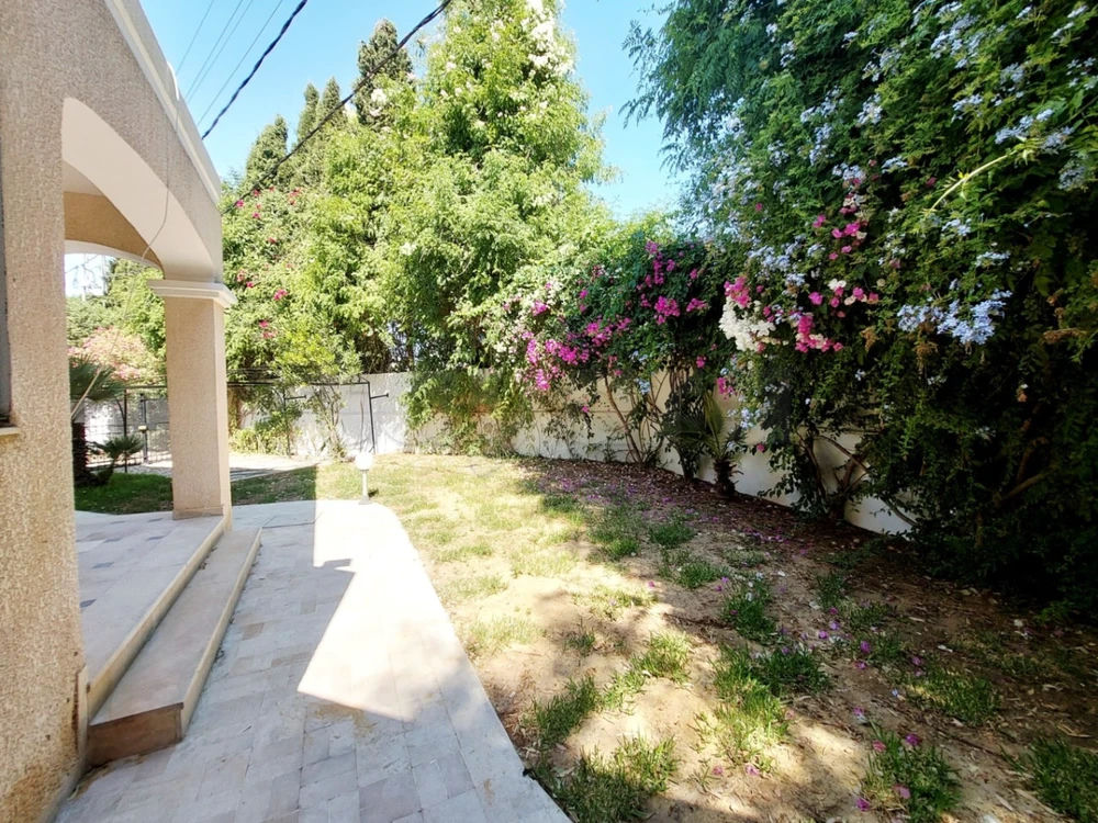 AL Belle villa S3 la soukra chotrana2 2500dt, صورة 1