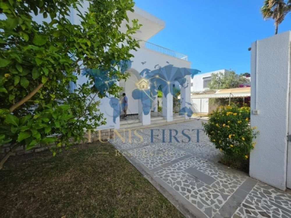 A louer villa S+4 à Carthage, صورة 1