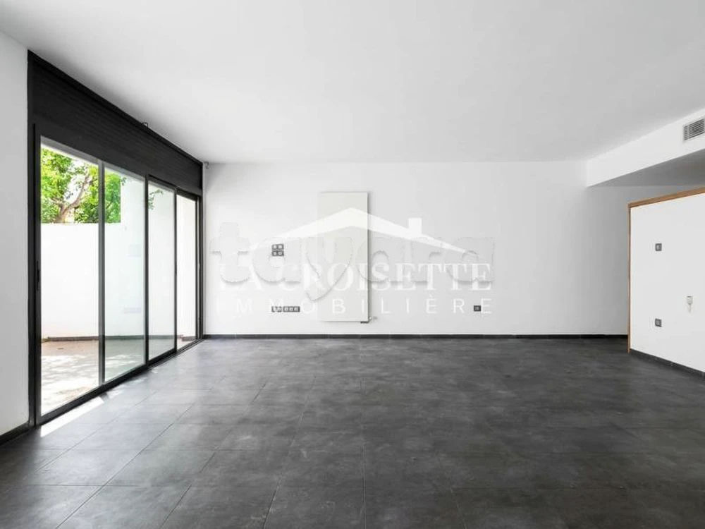 Villa S+4 avec piscine à louer à La Marsa MVL0119, صورة 5