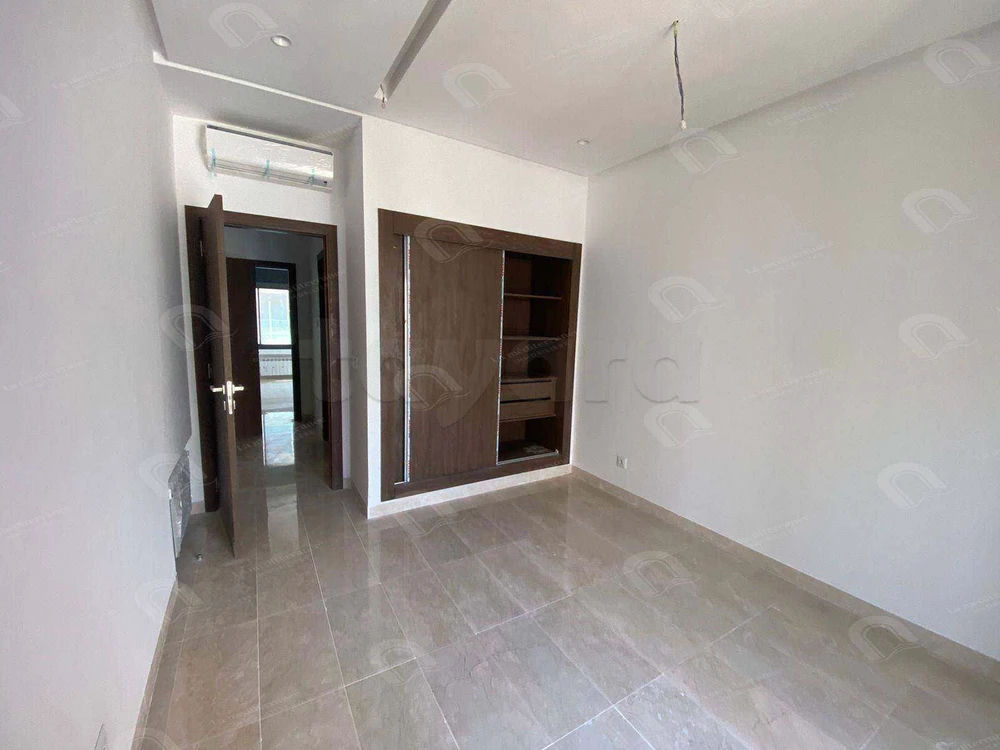 étage de villa S+3 aux jardins de carthage, photo 1