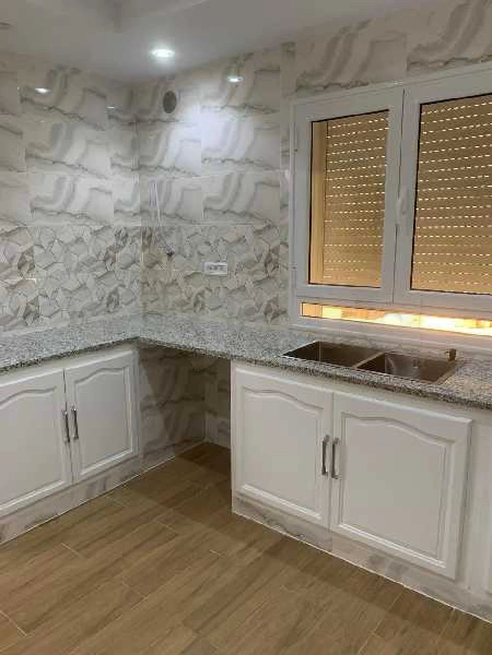 À louer : maison S+2 avec terrasse à Raoued Plage, photo 5