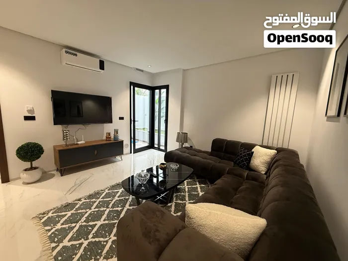 شقق مفروشة فاخرة للإيجار اليومي – إقامة راقية في موقع متميز حي الواحات, صورة 1